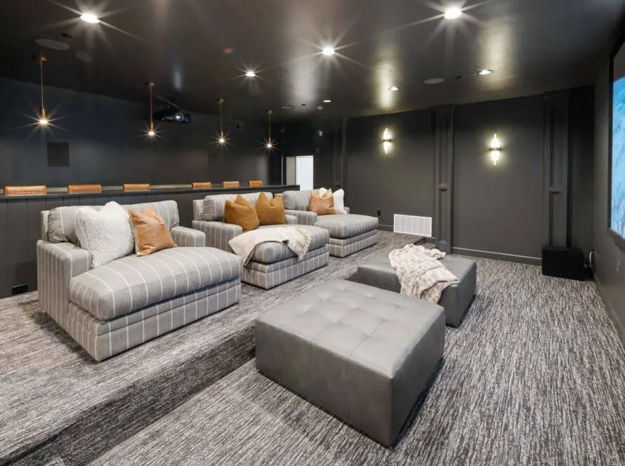 Transforming Spaces with Luxury Additions: How to Expand Your Home with Style