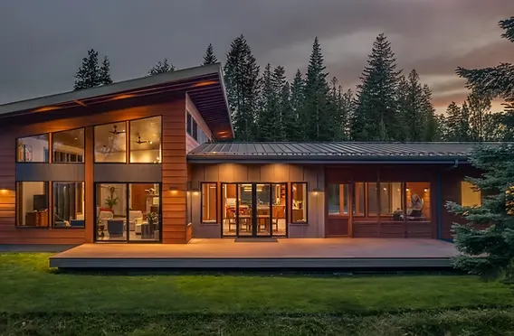 Modern mountain home in Utah, designed by professional Utah County home builders