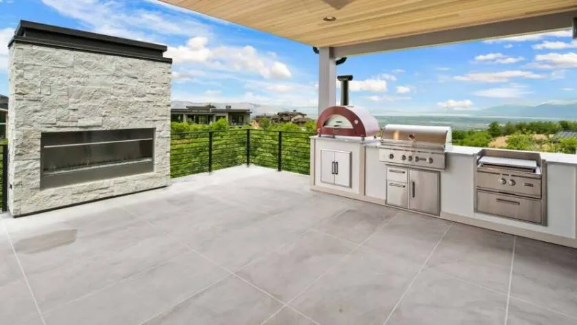 estate homes in highland