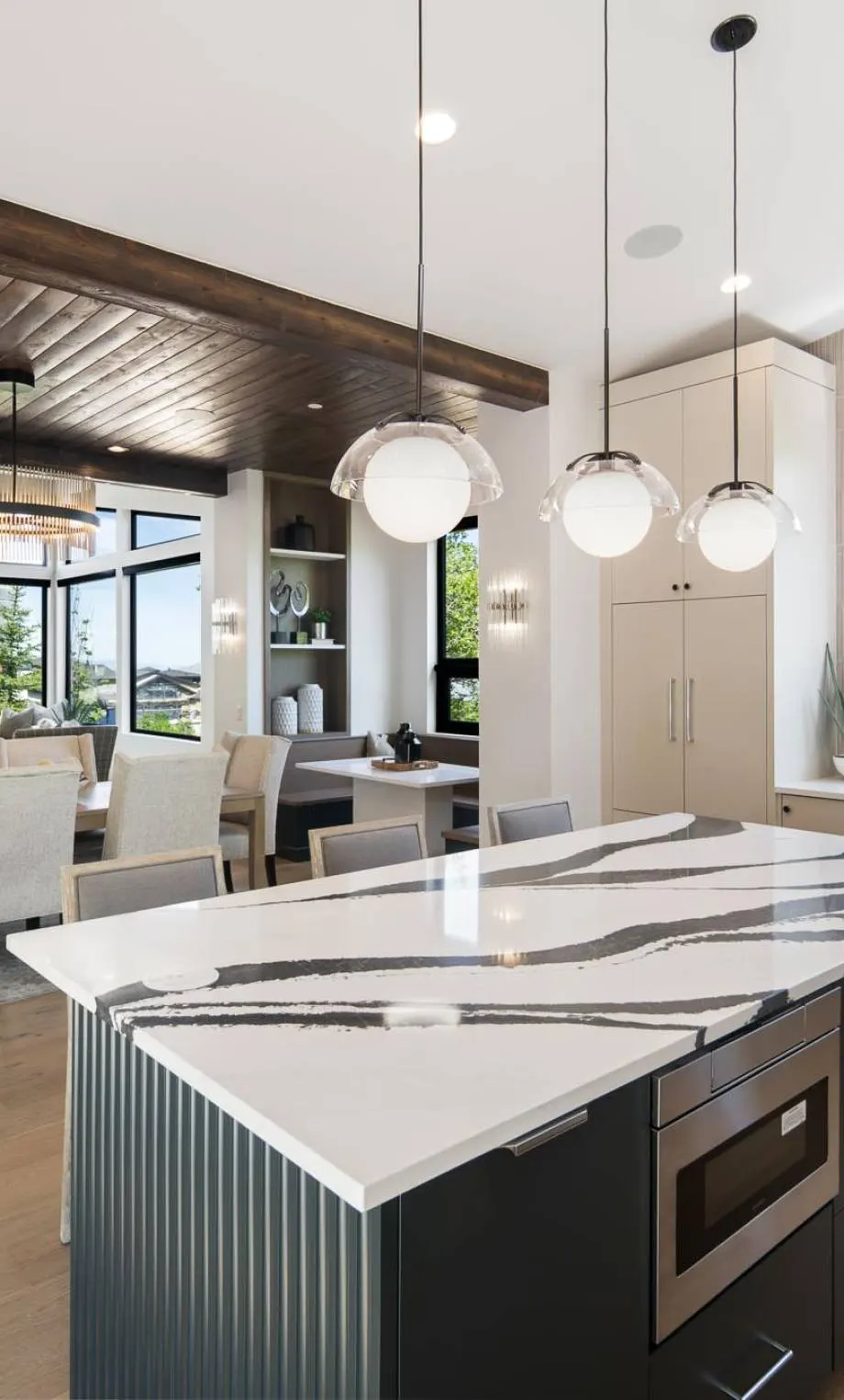 Building Dreams with Luxury and Precision